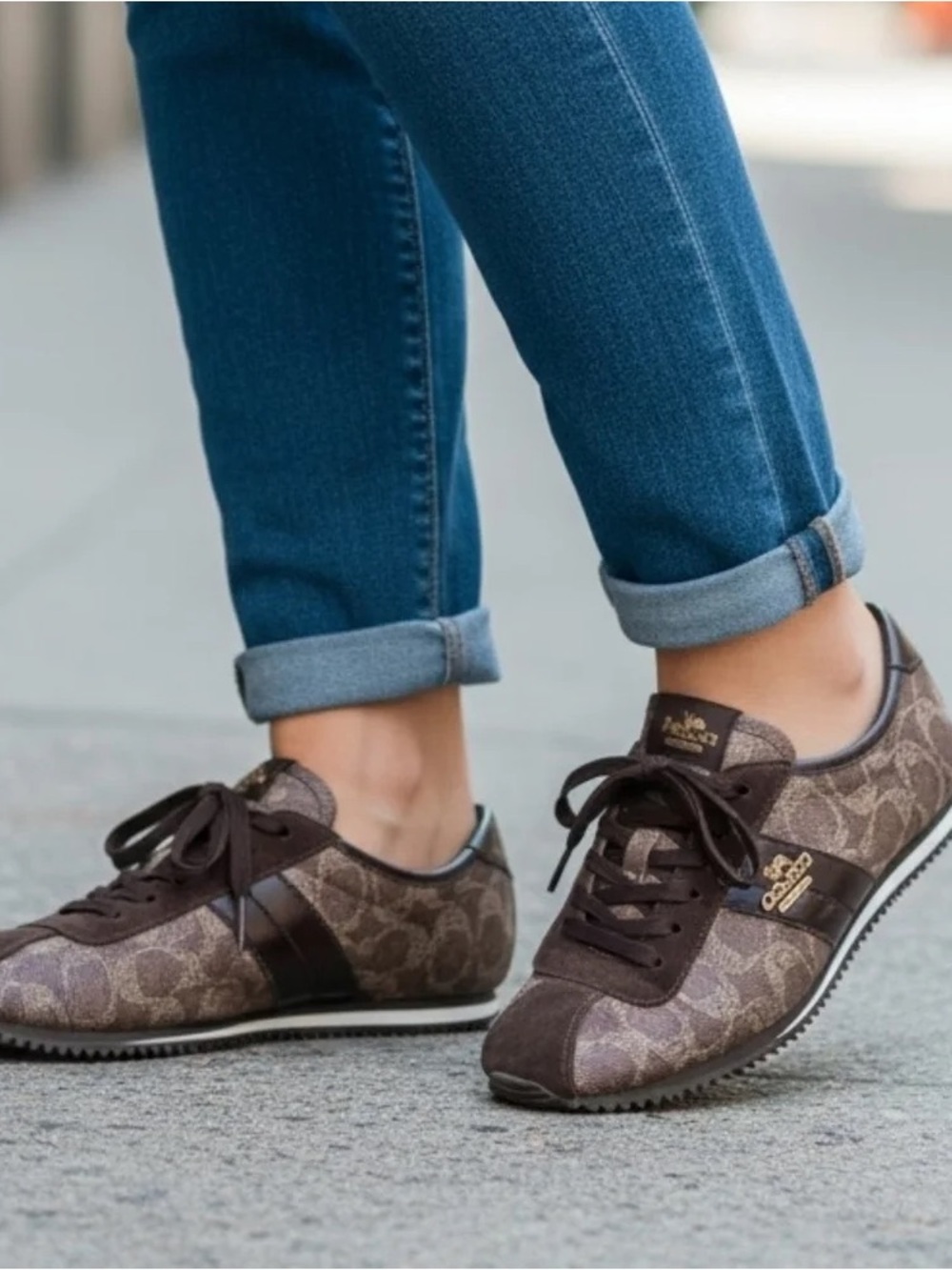 Coach Brown Signature Logo Low-Top Sneakers